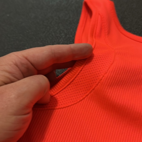 Under Armour Women's Bright Orange Tank Top size medium - Picture 5 of 8